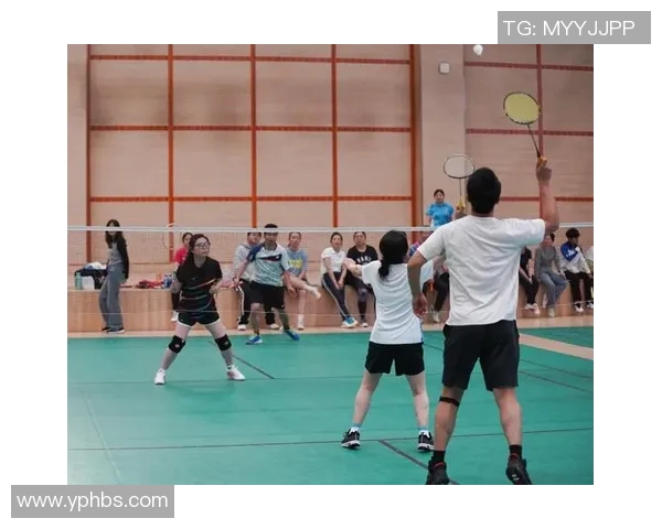 上海羽毛球队意识变革引发热议助力竞技水平提升与团队凝聚力增强 上海羽毛球队意识变革引发热议助力竞技水平提升与团队凝聚力增强