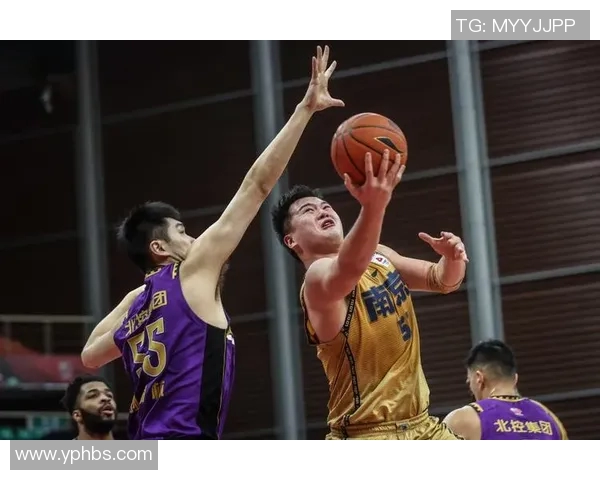 南京篮球队与北京篮球队赛后复盘分析双方意识与战术执行的深度探讨 南京篮球队与北京篮球队赛后复盘分析双方意识与战术执行的深度探讨